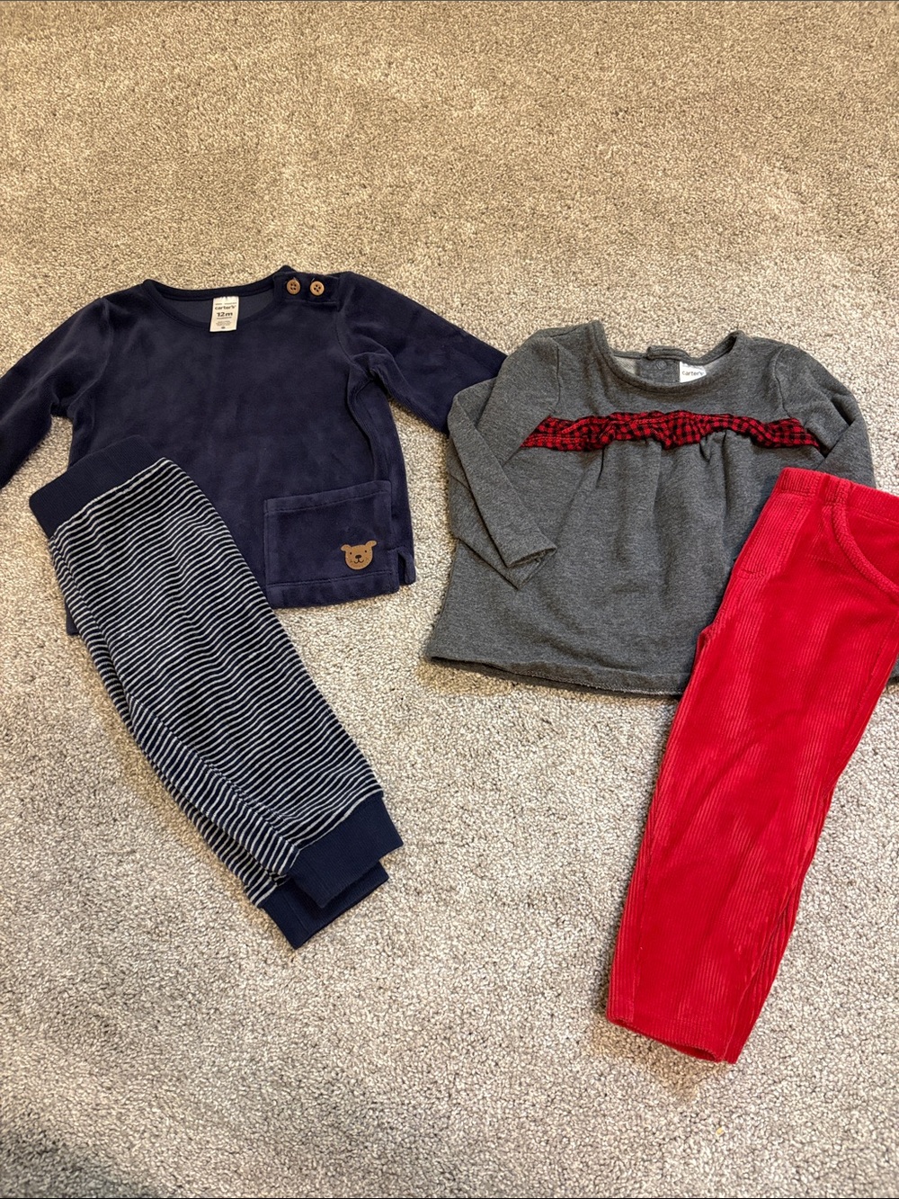 Carter’s infant girls two piece velour mathing sets 12 months